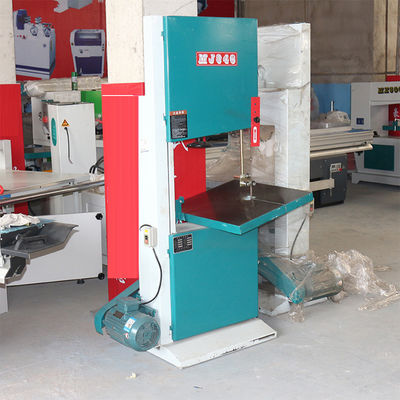 Woodworking Machine Automatic Table Saw for Wood Cutting in Wood Processing Plant